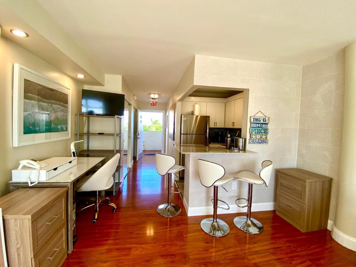 Modern Waterfront Apartment With Miami Skyline View, Free Parking 5 Mins Drive To Miami Beach Exterior photo